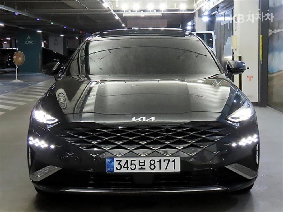 Kia K8
