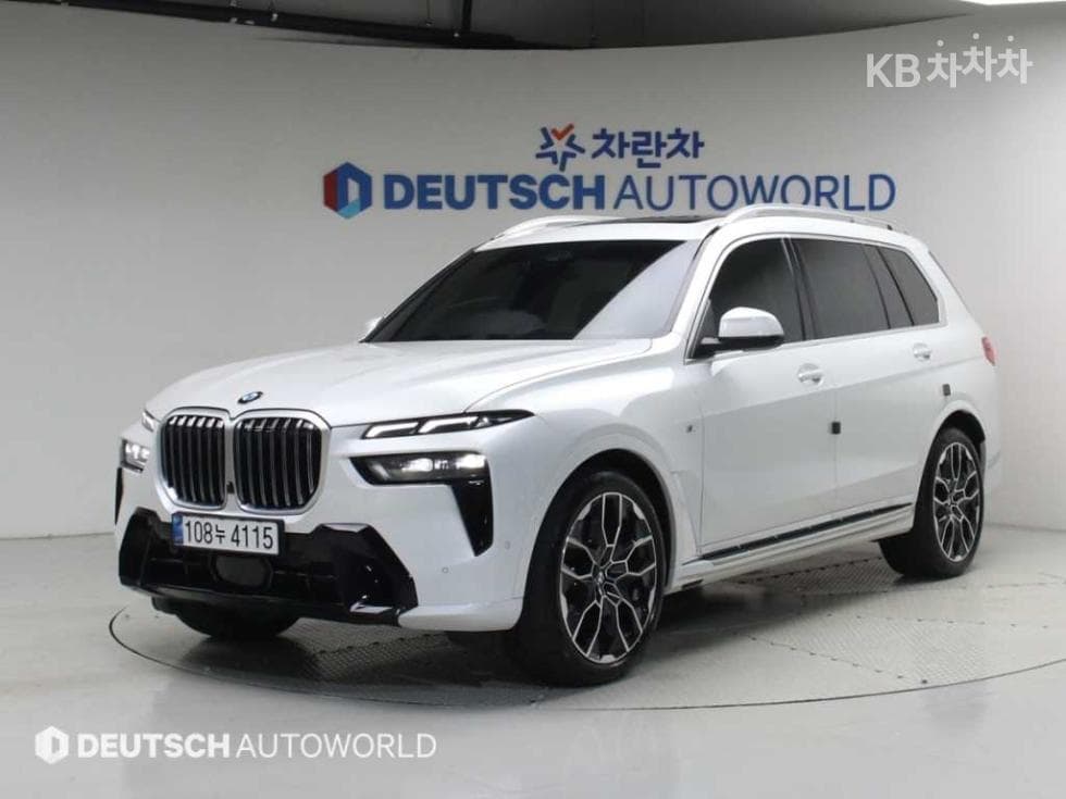 BMW X7