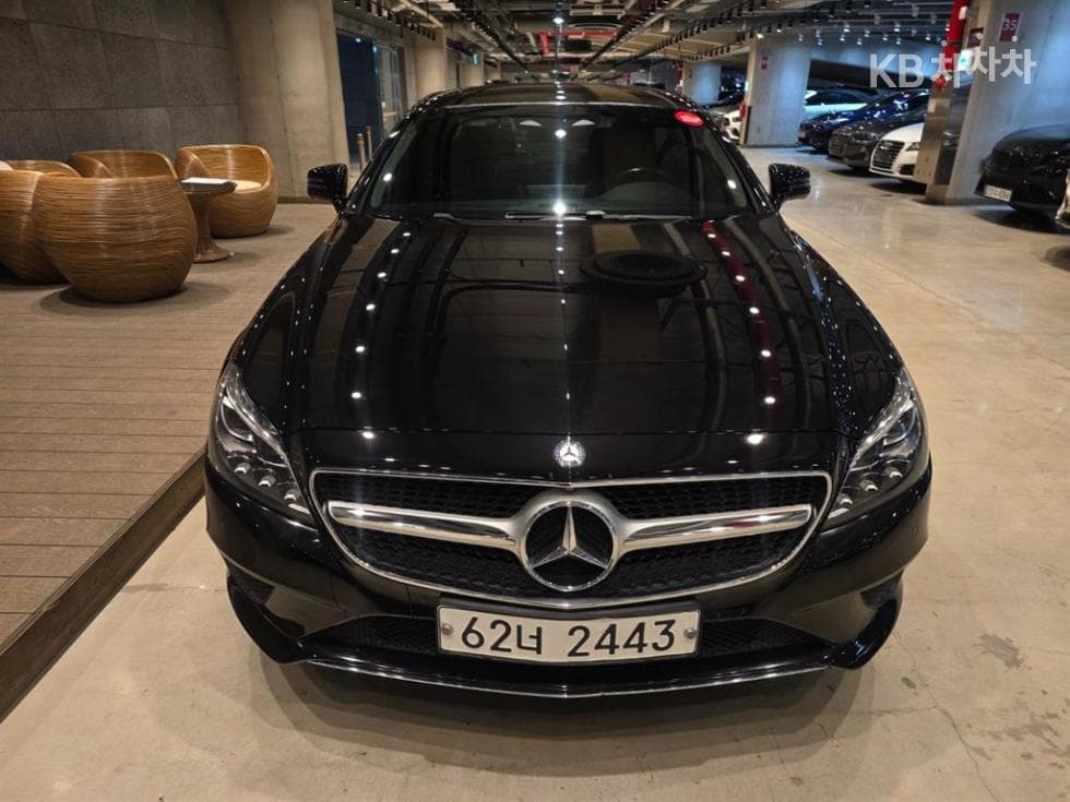 Mercedes-Benz CLS-Class