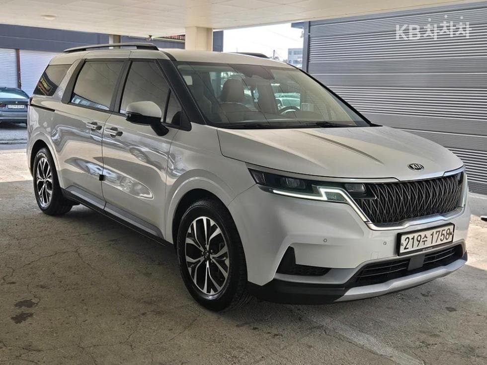 Kia Карнивал