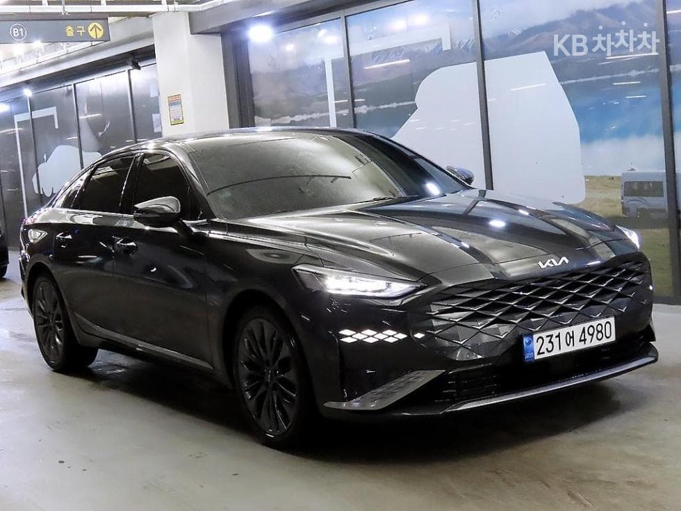 Kia K8