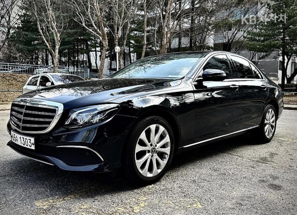 مرسيدس E-Class