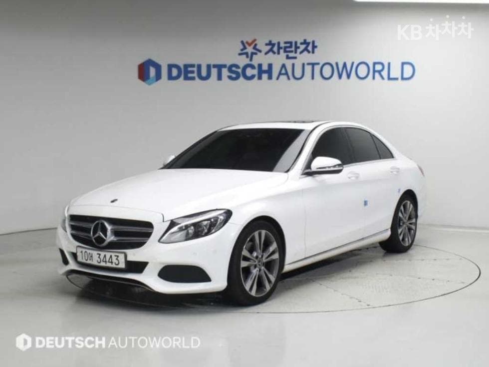 مرسيدس C-Class