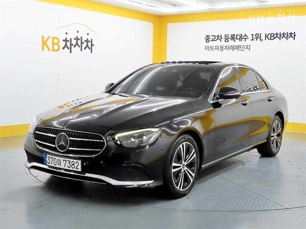 مرسيدس E-Class