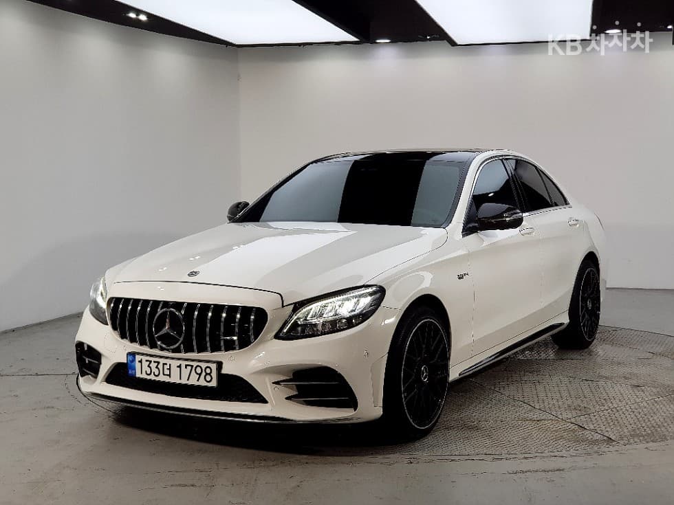 مرسيدس C-Class