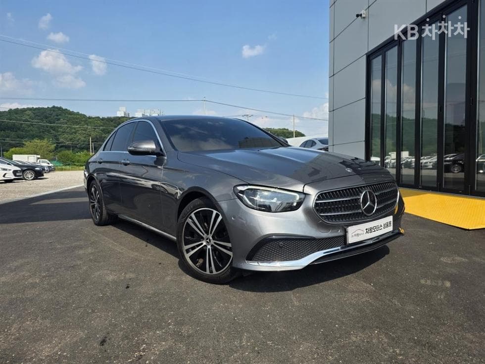 مرسيدس E-Class