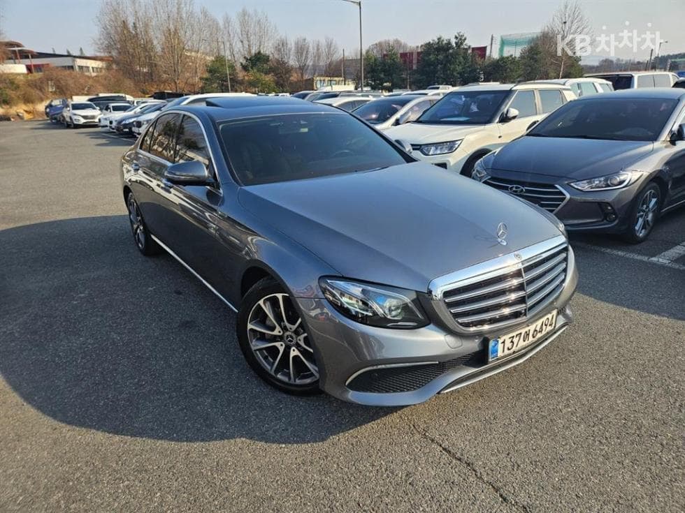 مرسيدس E-Class