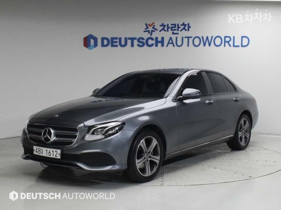 مرسيدس E-Class