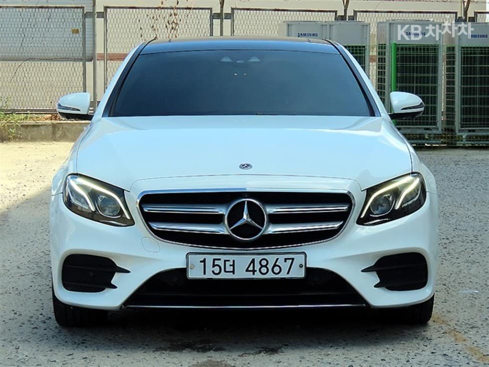مرسيدس E-Class