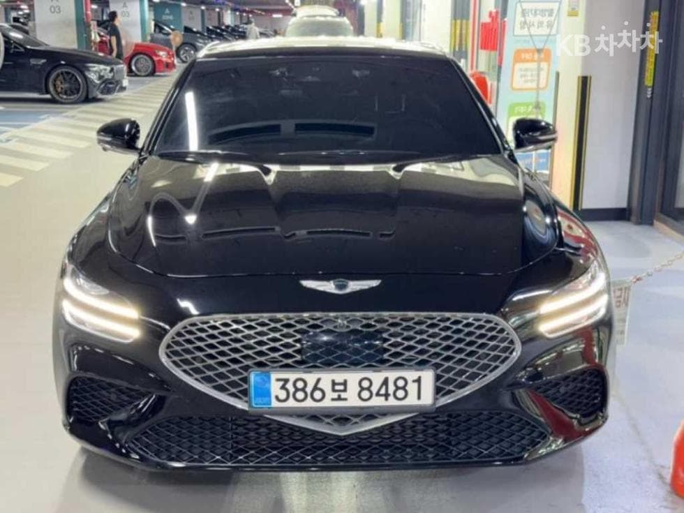 Genesis G70