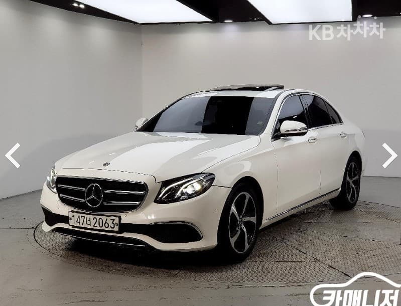 مرسيدس E-Class