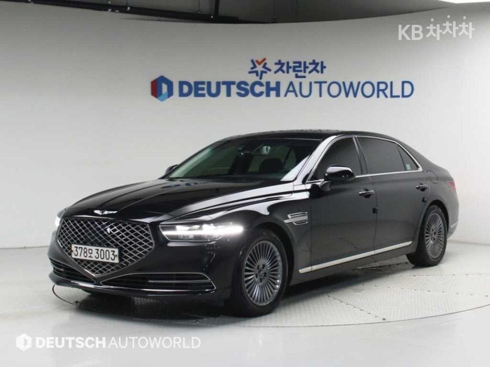 Genesis G90