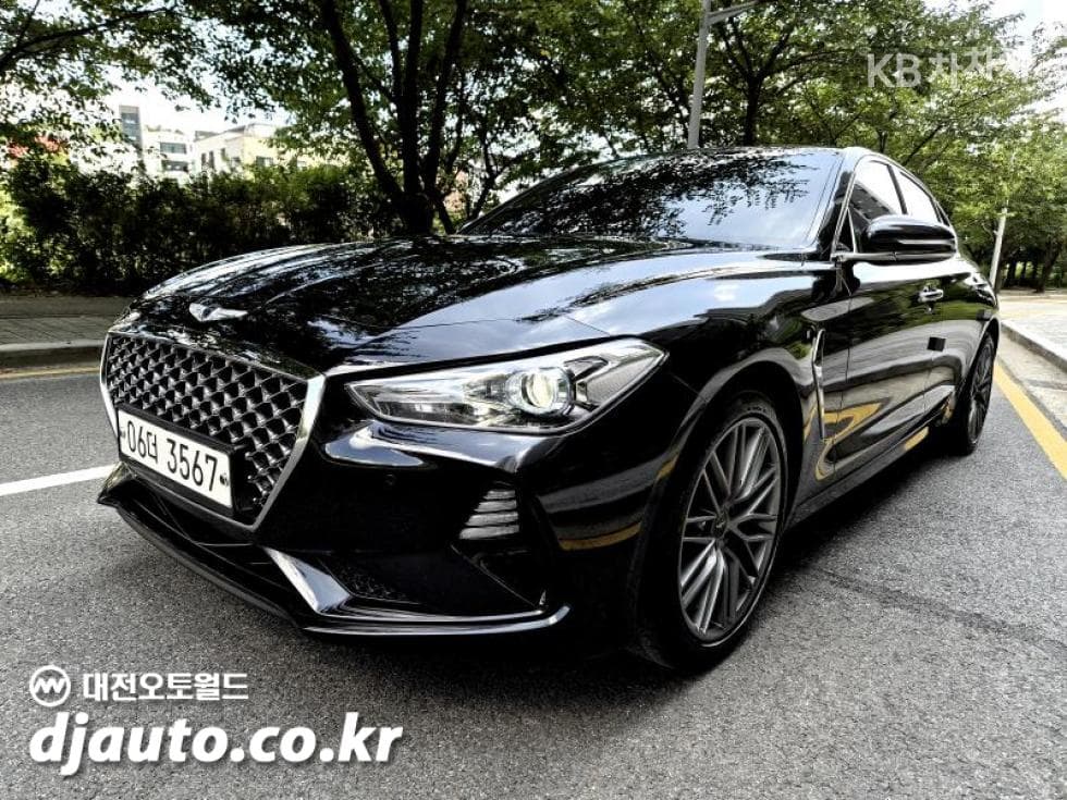 Genesis G70