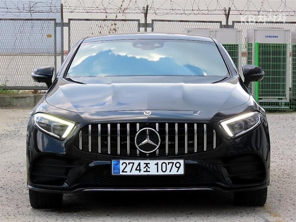 Mercedes-Benz CLS-Class