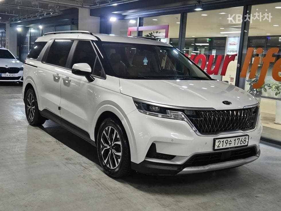 Kia Карнивал