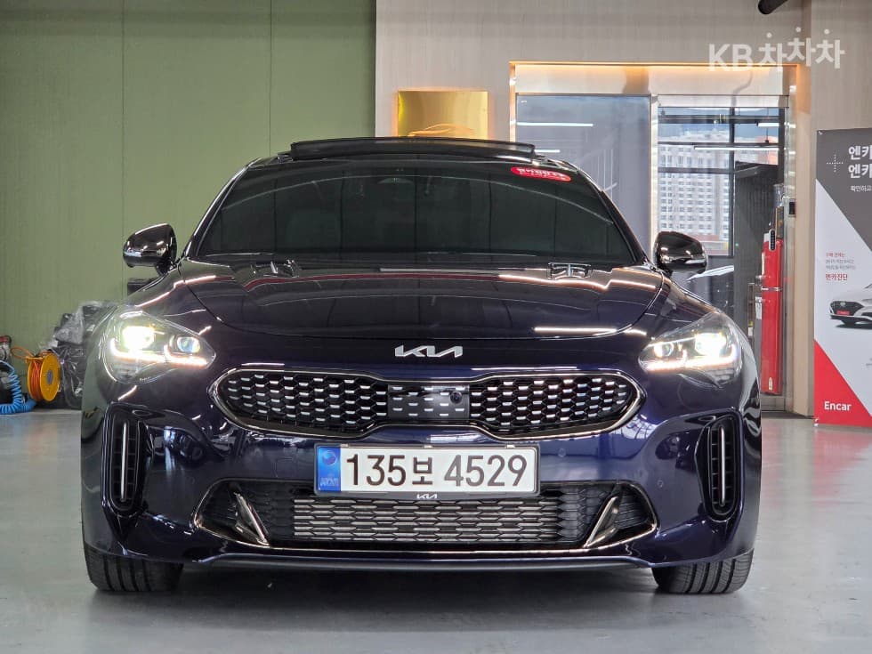 Kia Стингер
