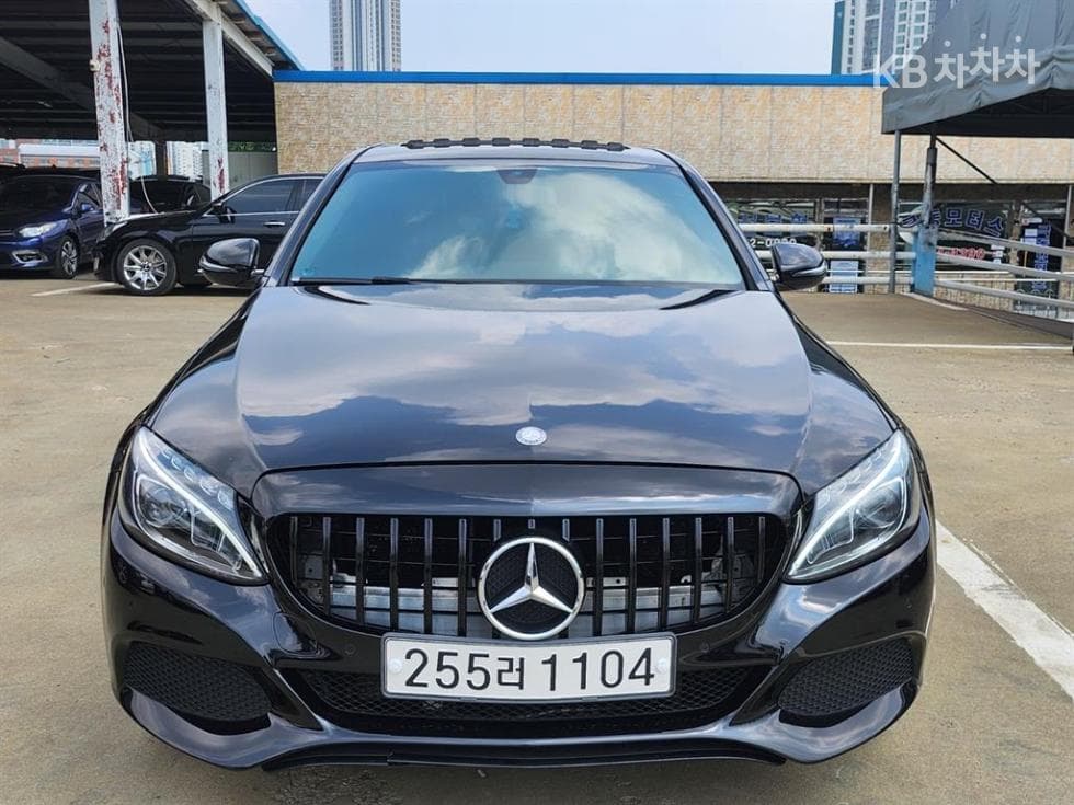 مرسيدس C-Class