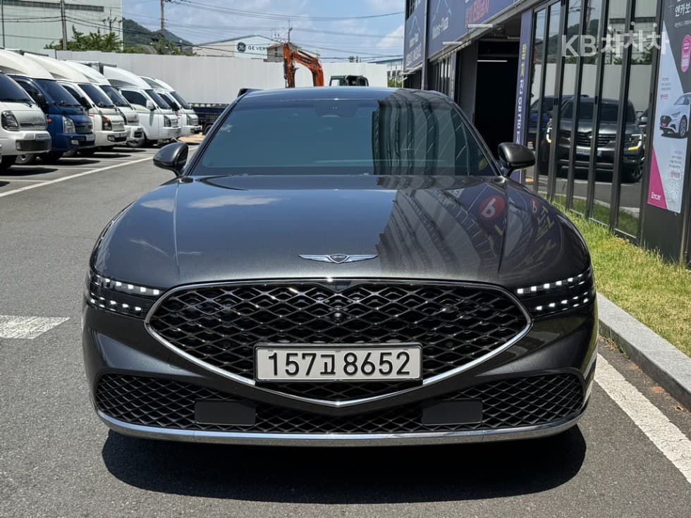 جينيسيس G90