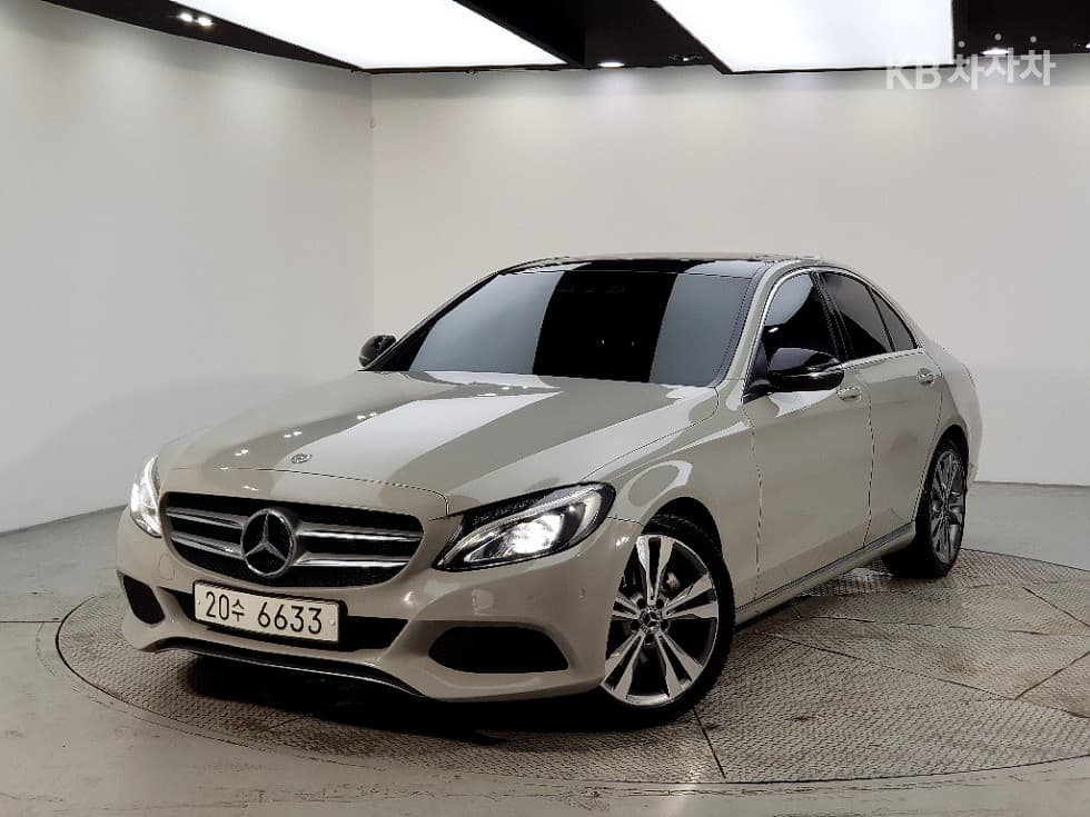 مرسيدس C-Class