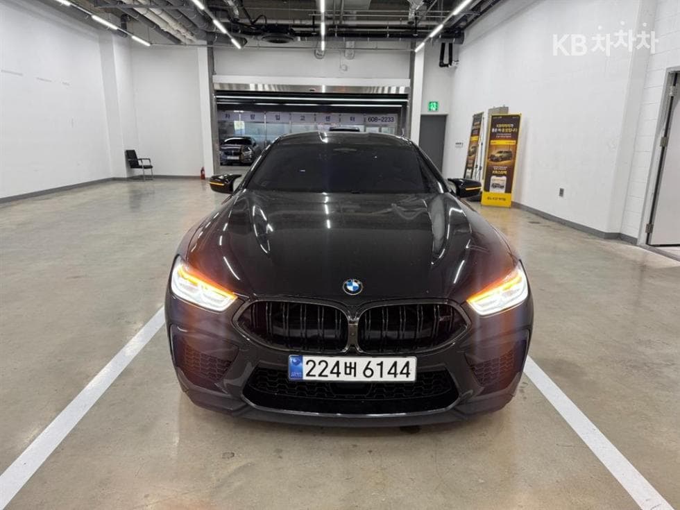 BMW M8