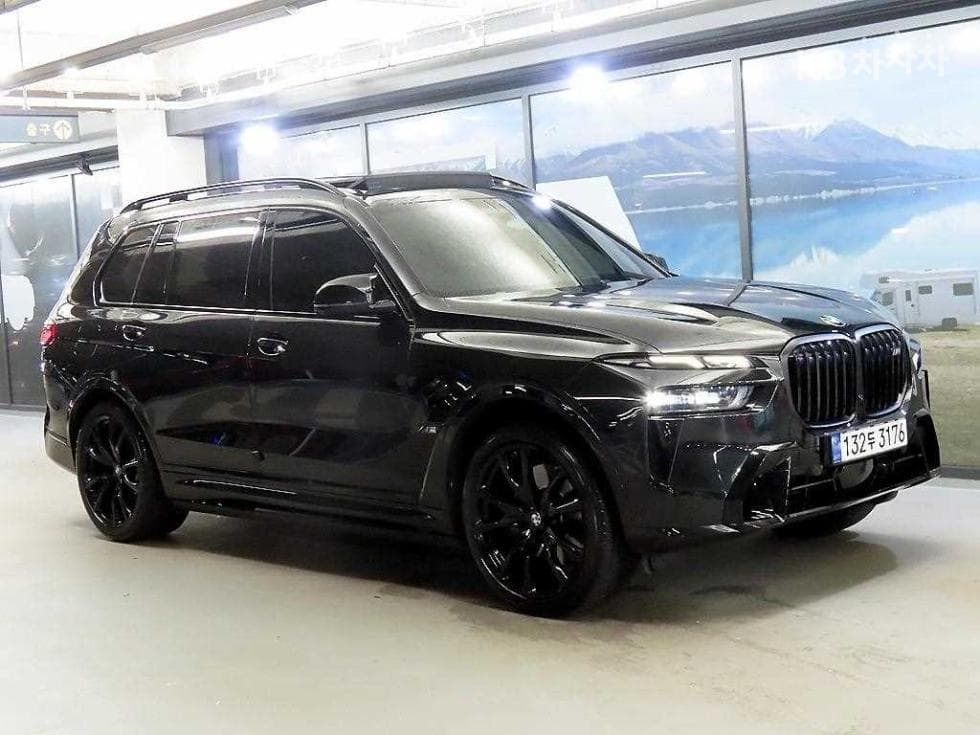 BMW X7
