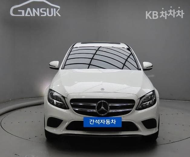 مرسيدس C-Class