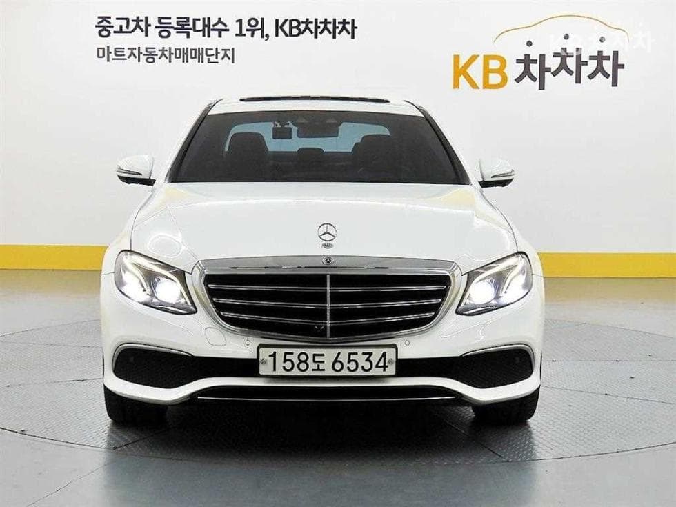 مرسيدس E-Class