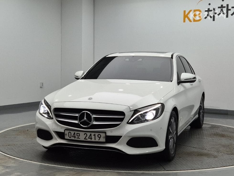 Mercedes-Benz C-Class