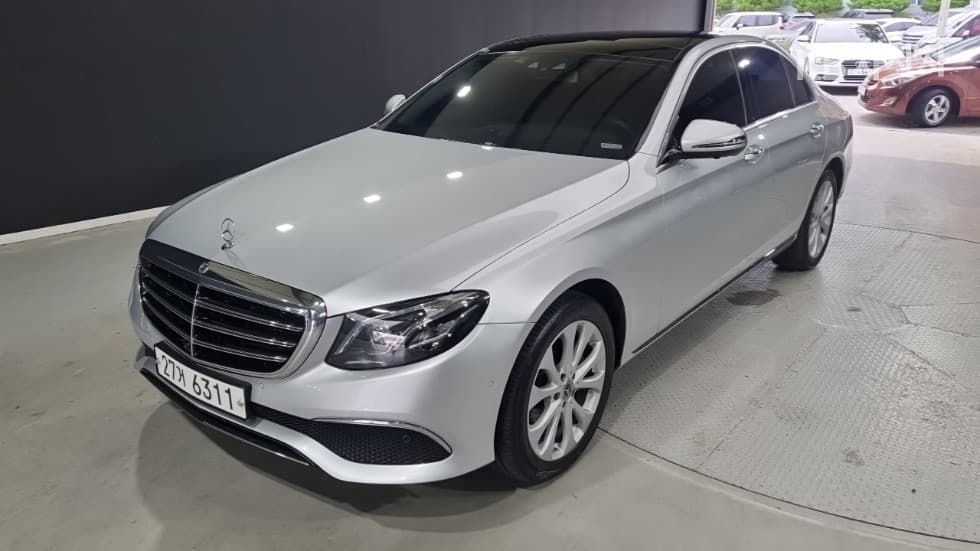 مرسيدس E-Class