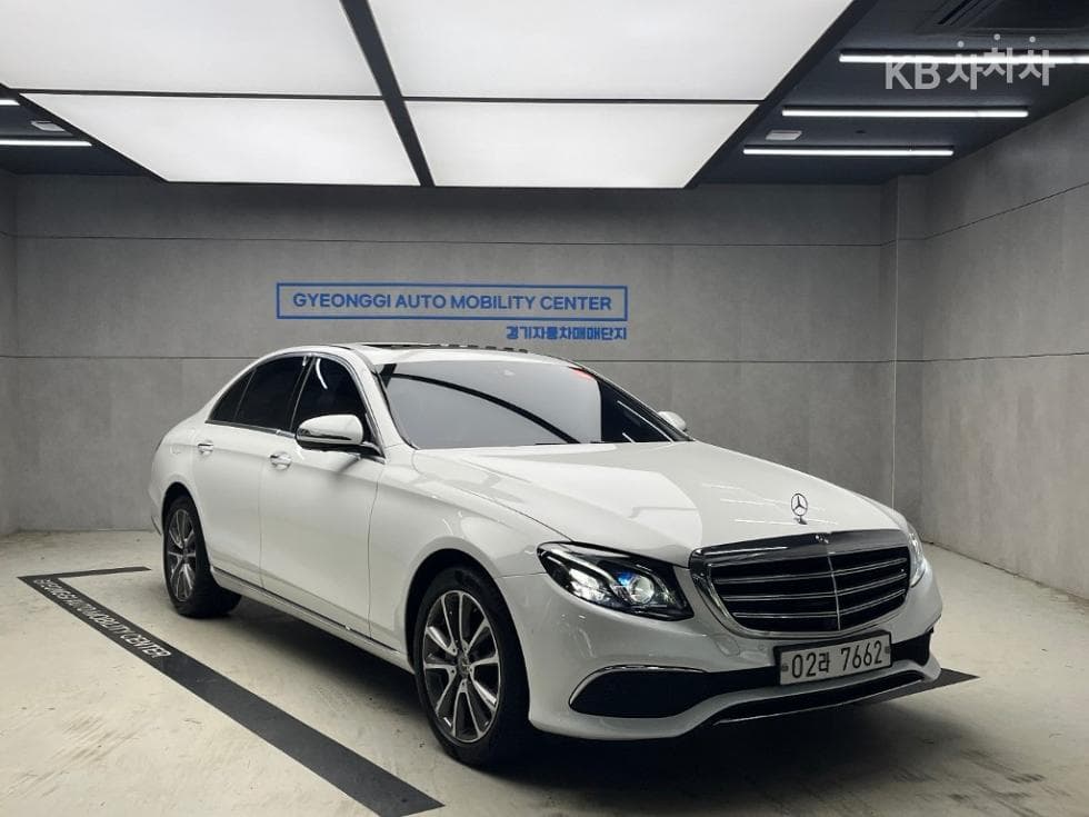 مرسيدس E-Class