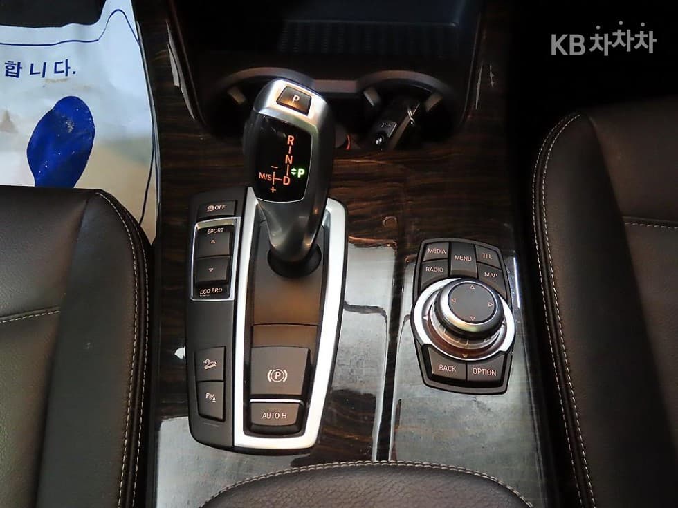 بي إم دبليو - X3 | xDrive 20 (11~) 12