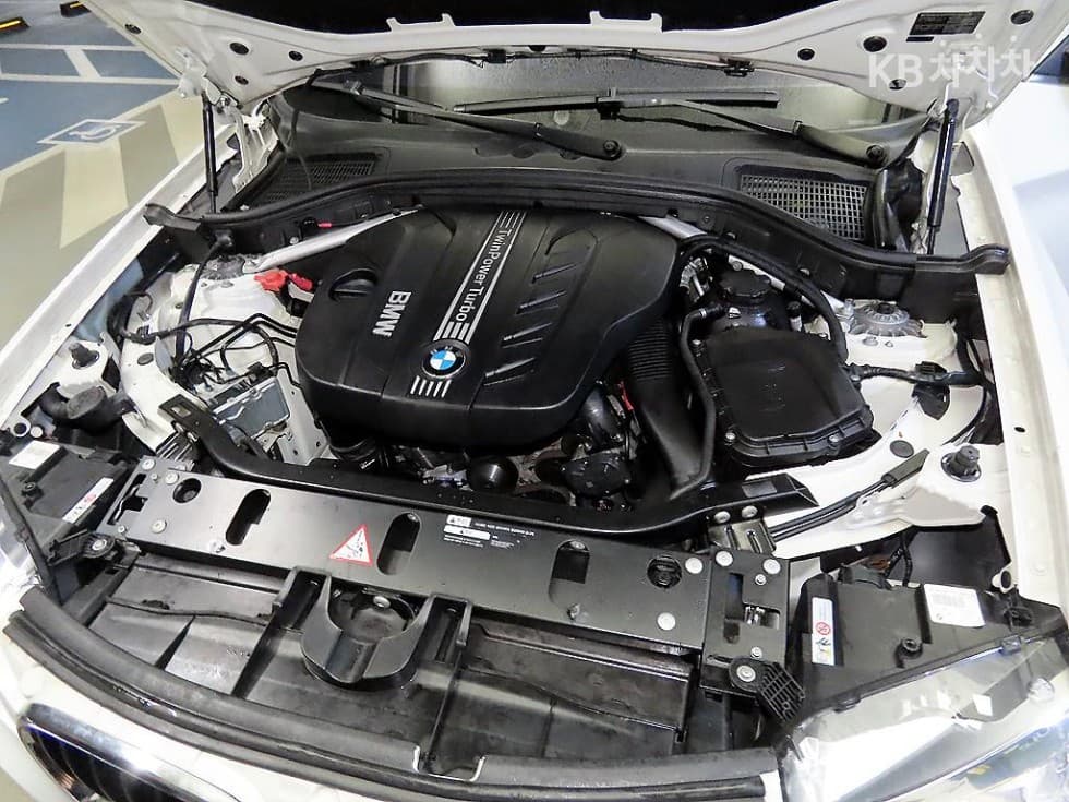 بي إم دبليو - X3 | xDrive 20 (11~) 6