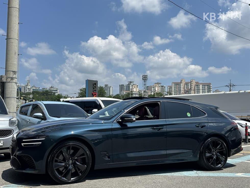 Genesis G70