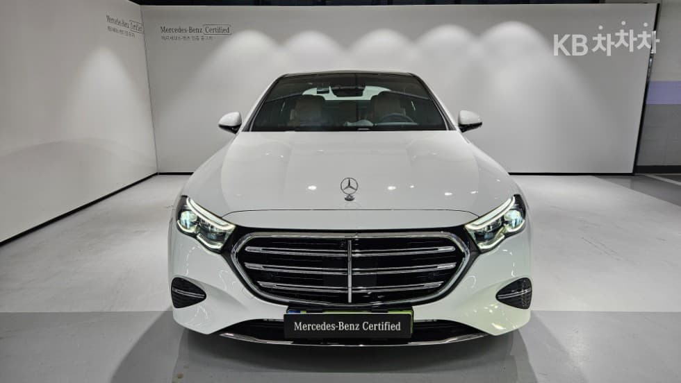 مرسيدس E-Class