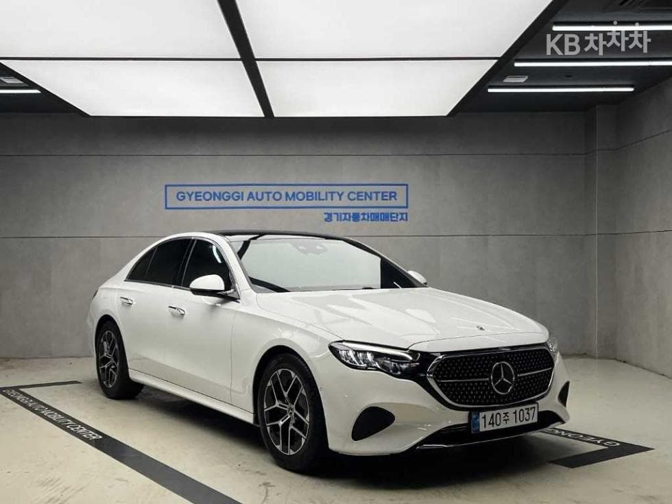 مرسيدس E-Class