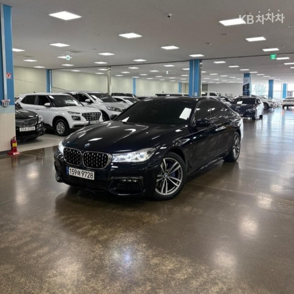BMW 7-Series