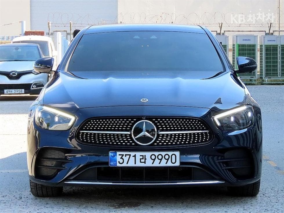 مرسيدس E-Class