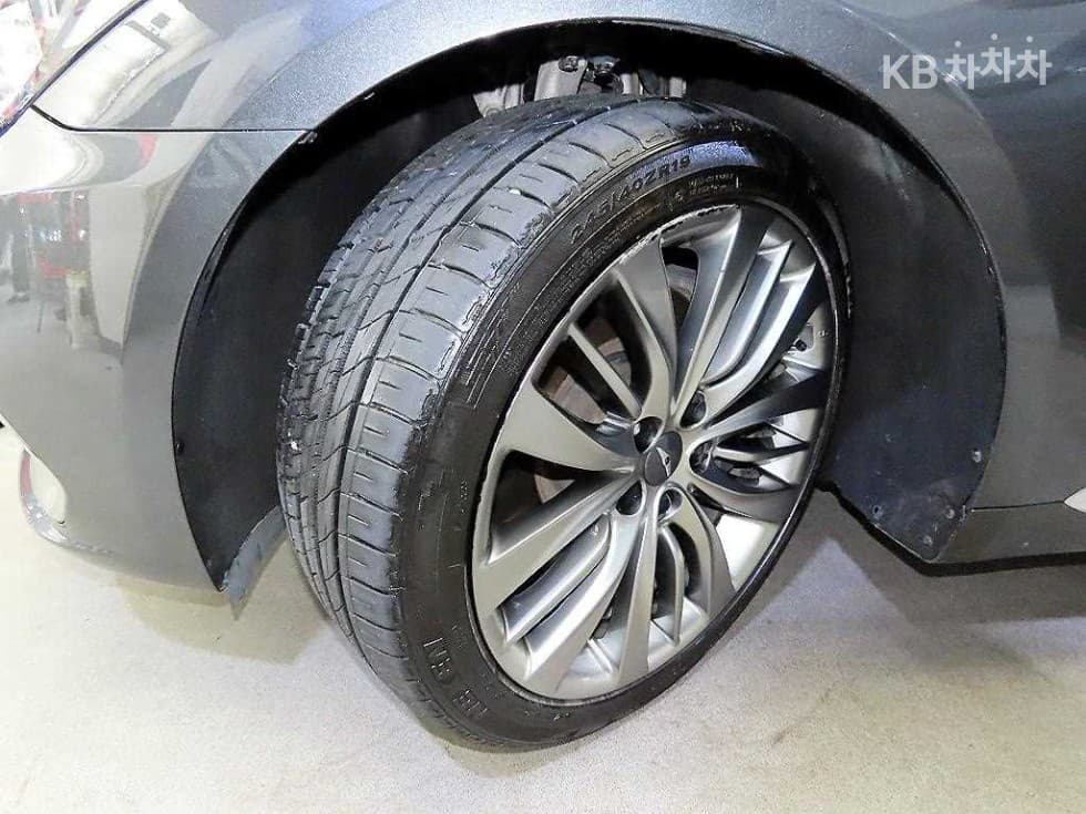 جينيسيس - G80 | 3.3 GDI AWD Premium Luxury 17