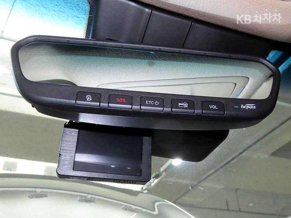 جينيسيس - G80 | 3.3 GDI AWD Premium Luxury 8
