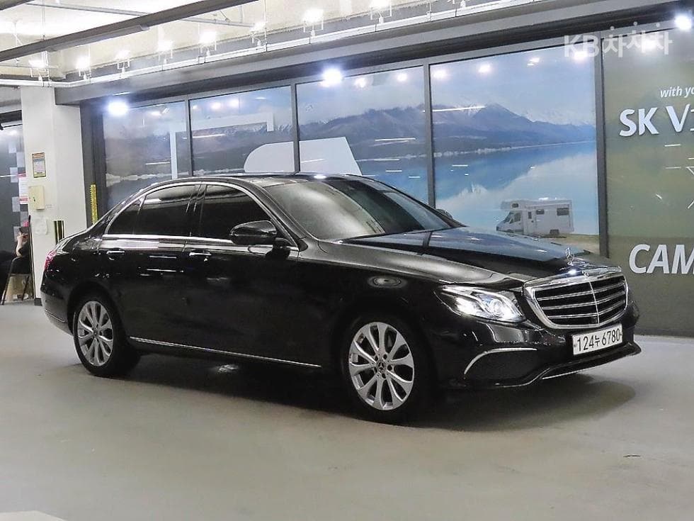 مرسيدس E-Class