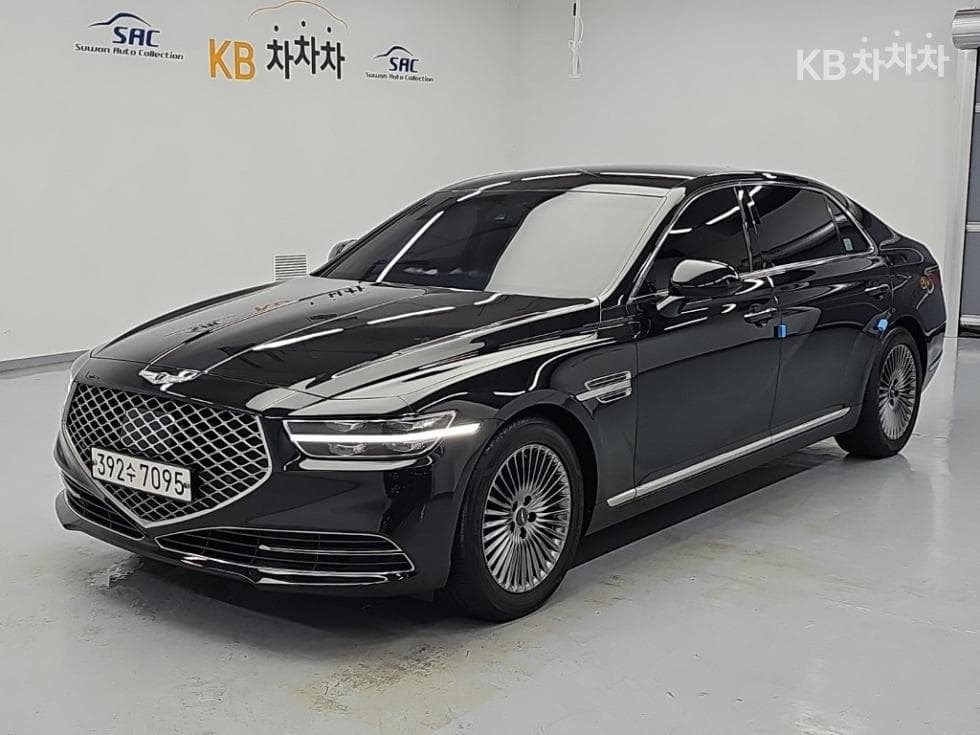 Genesis G90