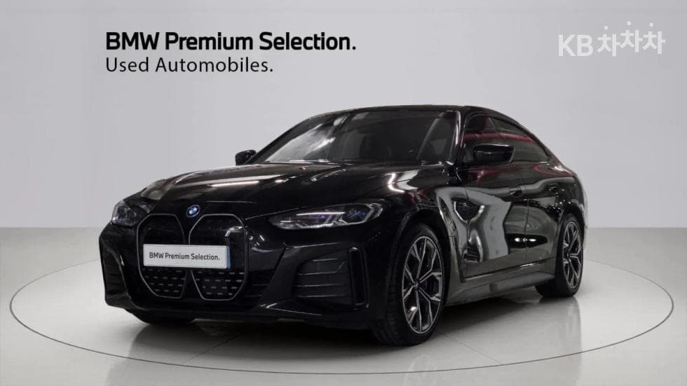 BMW i4