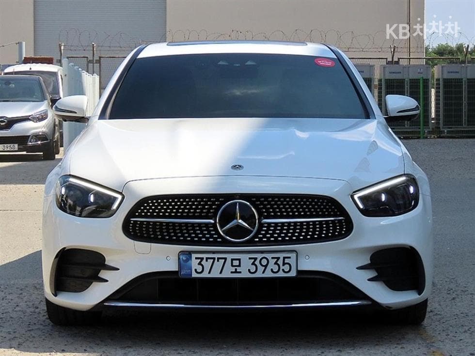 مرسيدس E-Class