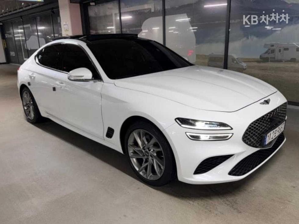 Genesis G70