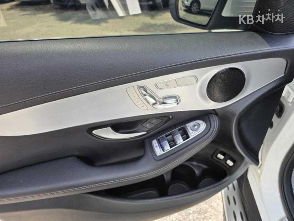 مرسيدس - GLC-Class | 300 4Matic 12