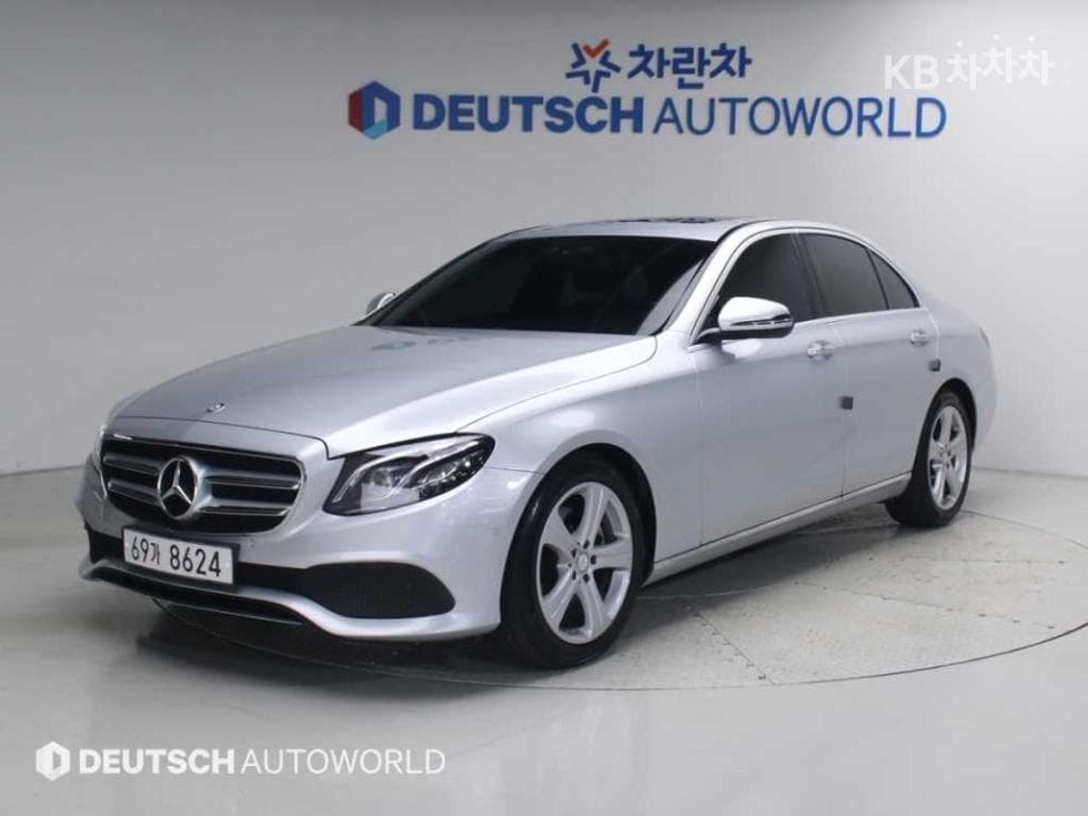 مرسيدس E-Class