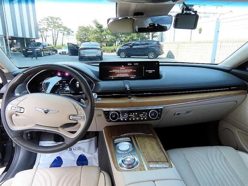 Genesis G80