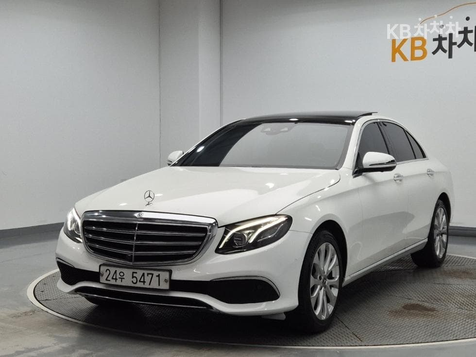 مرسيدس E-Class