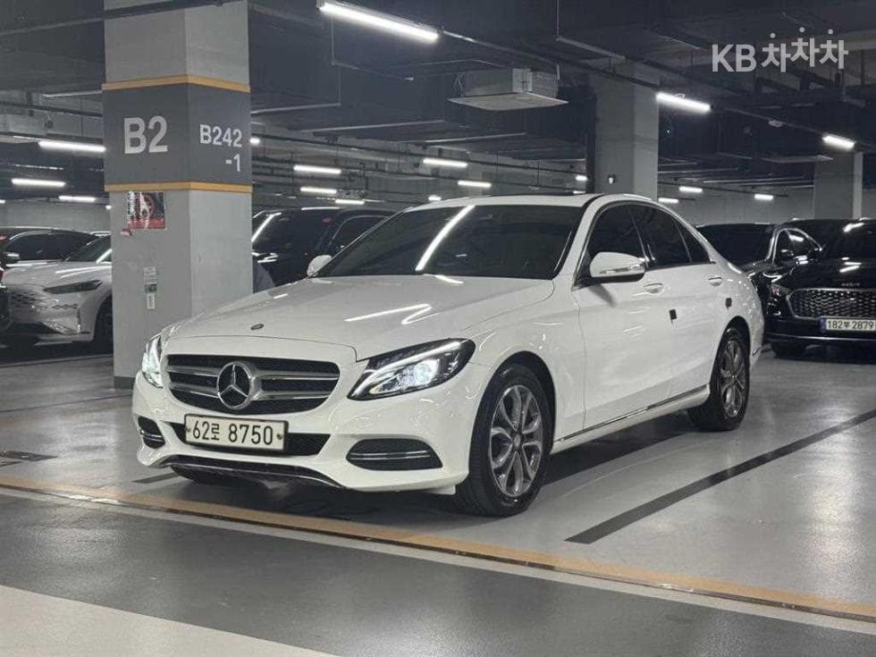مرسيدس C-Class