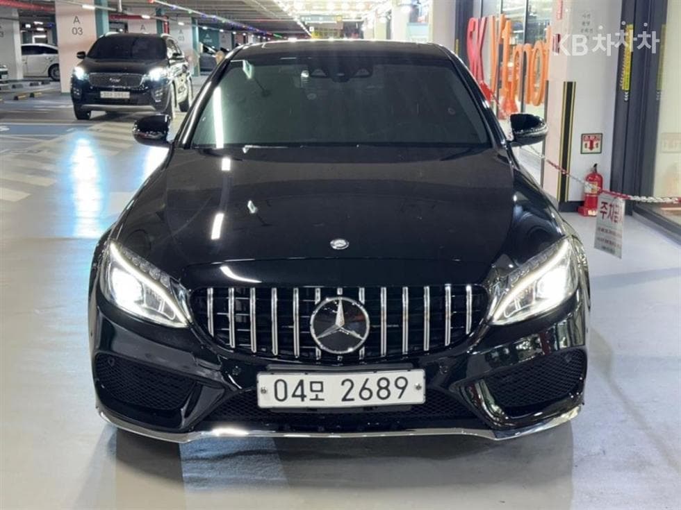 مرسيدس C-Class